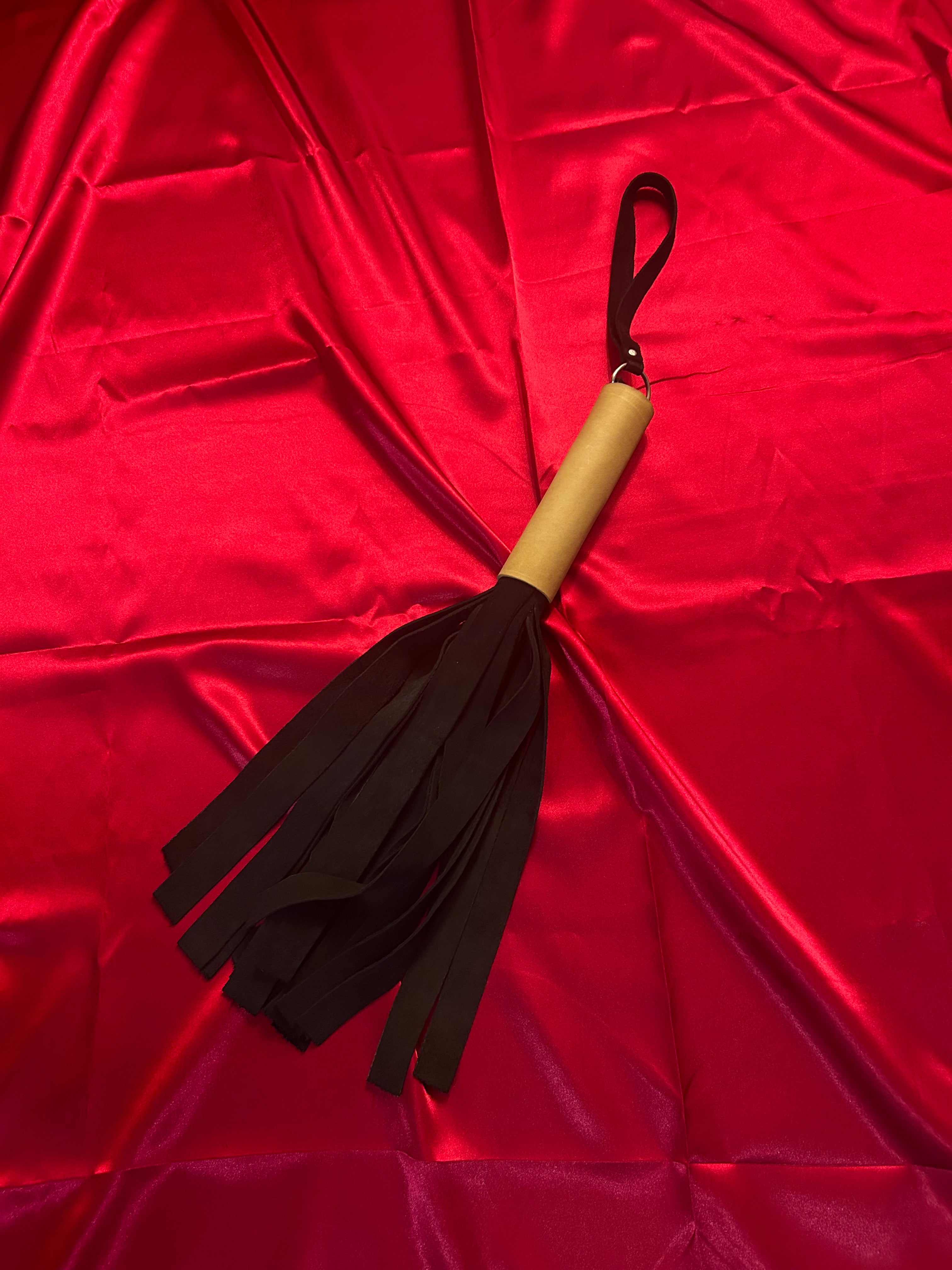 Heavy Fall Flogger
